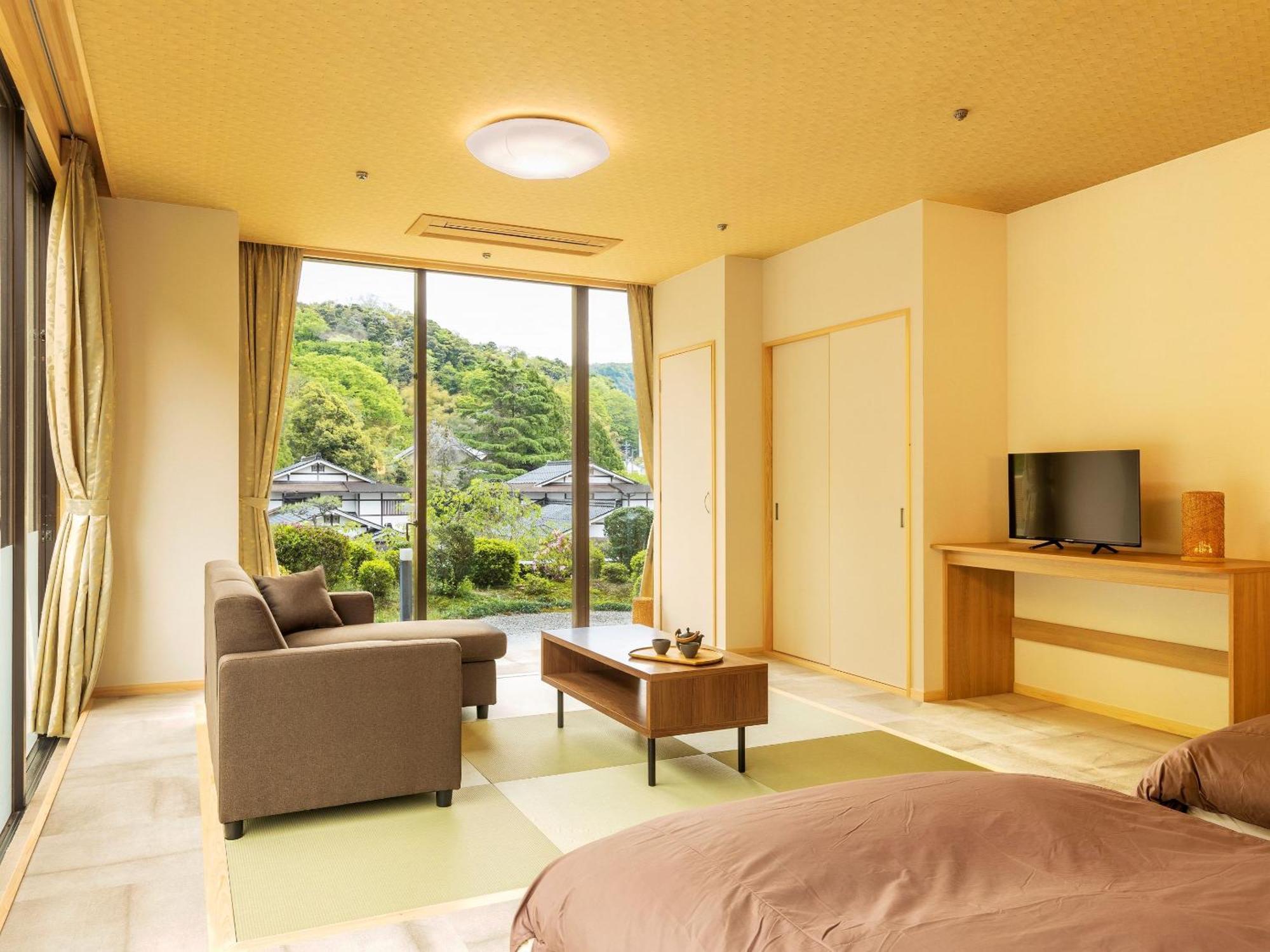 Ooedo Onsen Monogatari Premium Saiki Bekkan 미사사 외부 사진